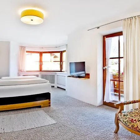 Zugspitzapps, Schoenblick Apartament